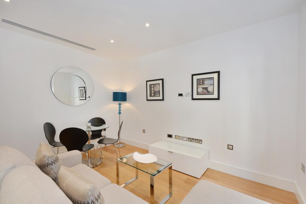 The Monument Residences London Room photo