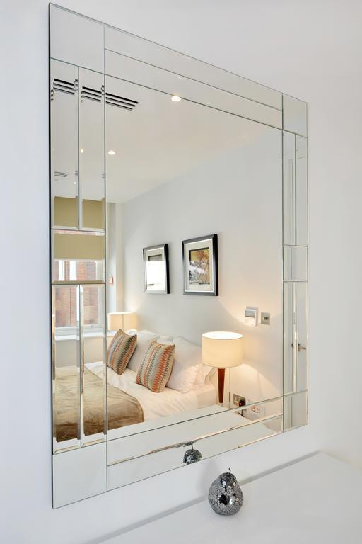 The Monument Residences London Room photo